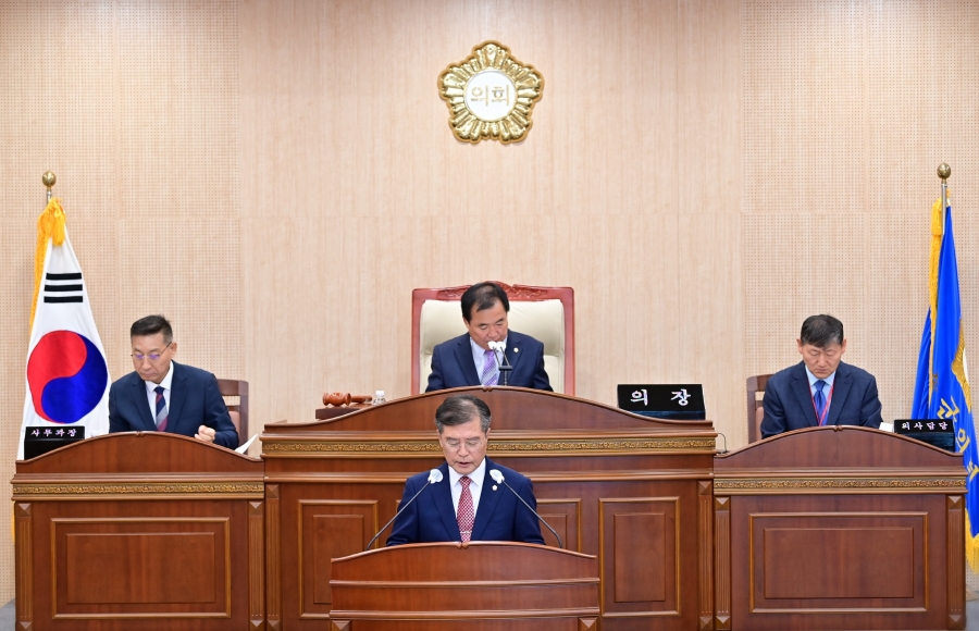 청송군의회, 제268회 임시회 개회.jpg