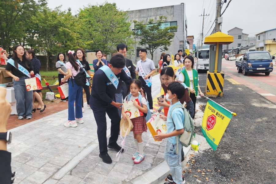 교통안전 캠페인.jpg